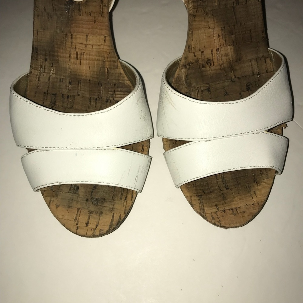 AK Anne Klein Iflex Cork Heel White Slingback Shoe - Picture 3 of 7